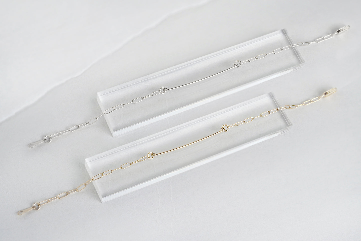 Dainty Minimal Bar Link Bracelet