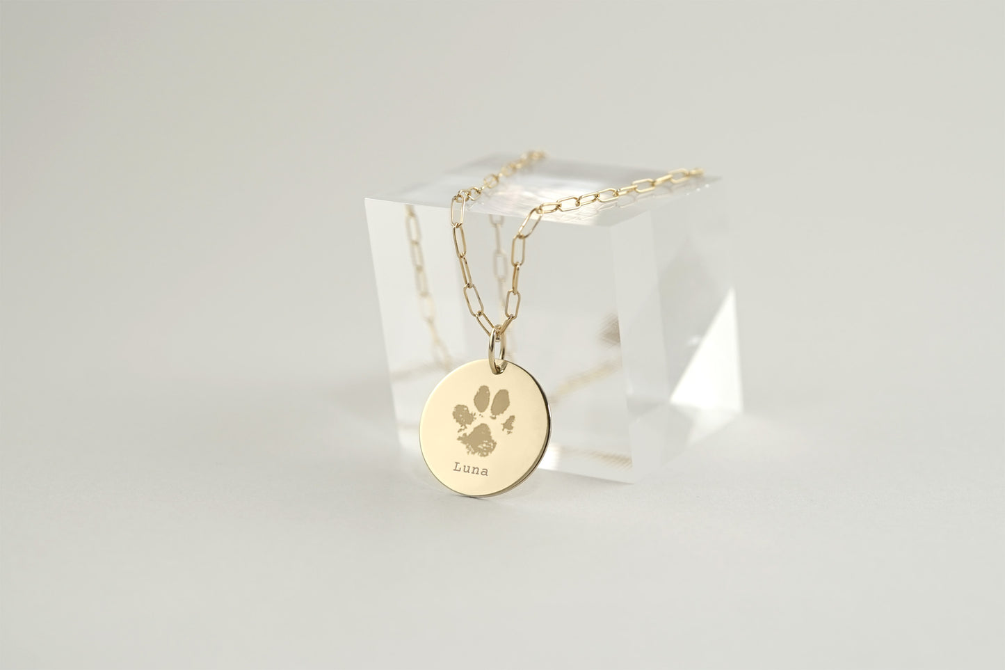 Little Paw Print Necklace – The Emblem Grande