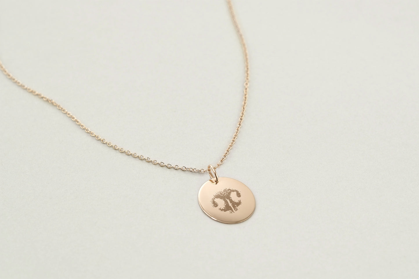 Little Paw Print Necklace – The Emblem Grande