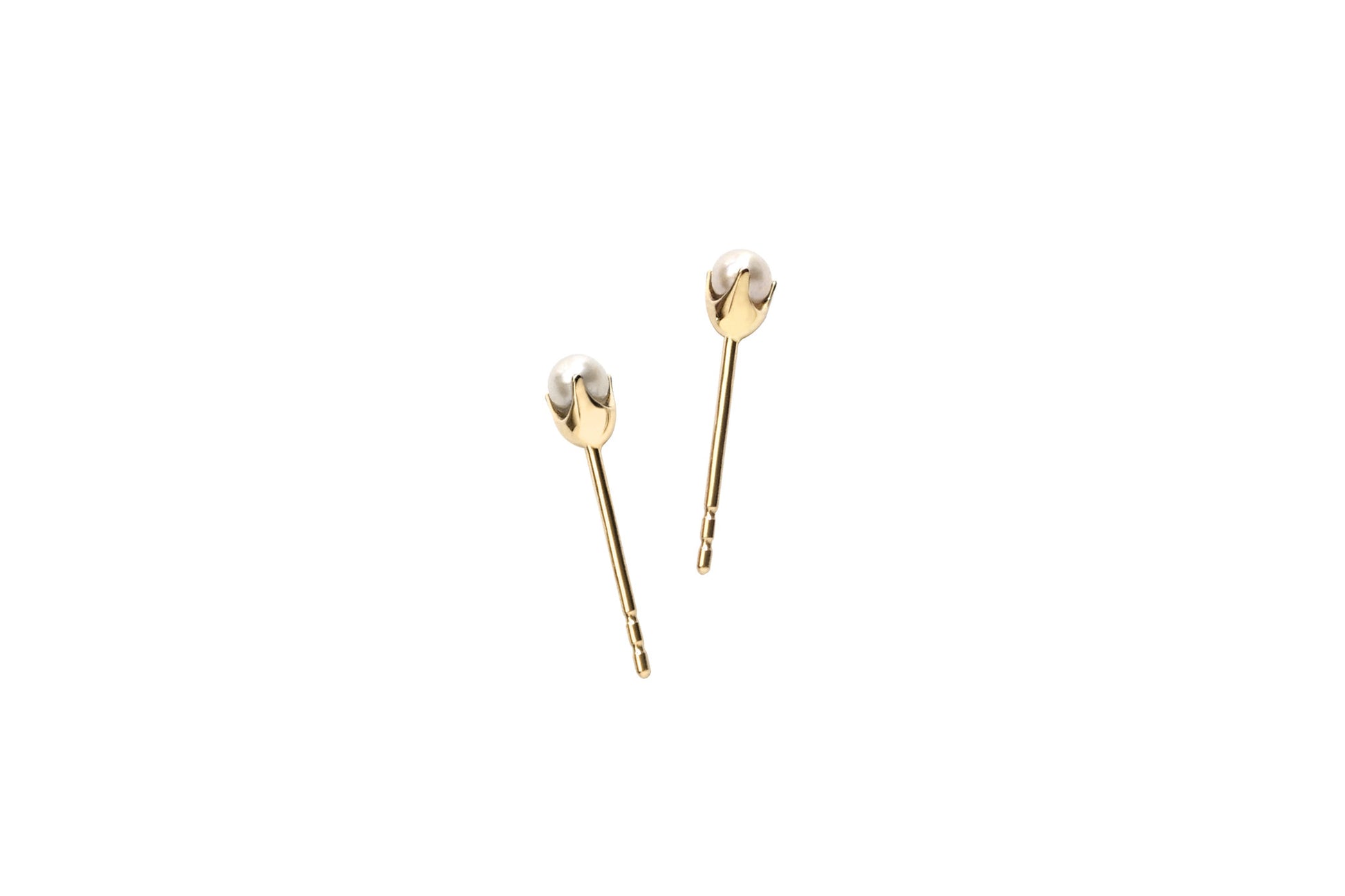 14k Gold Small Pearl Stud Earrings E2333