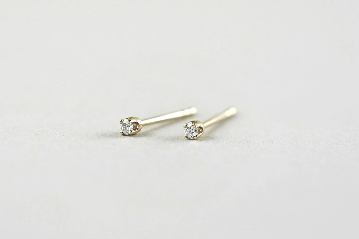 14k Gold Tiny Diamond Earrings